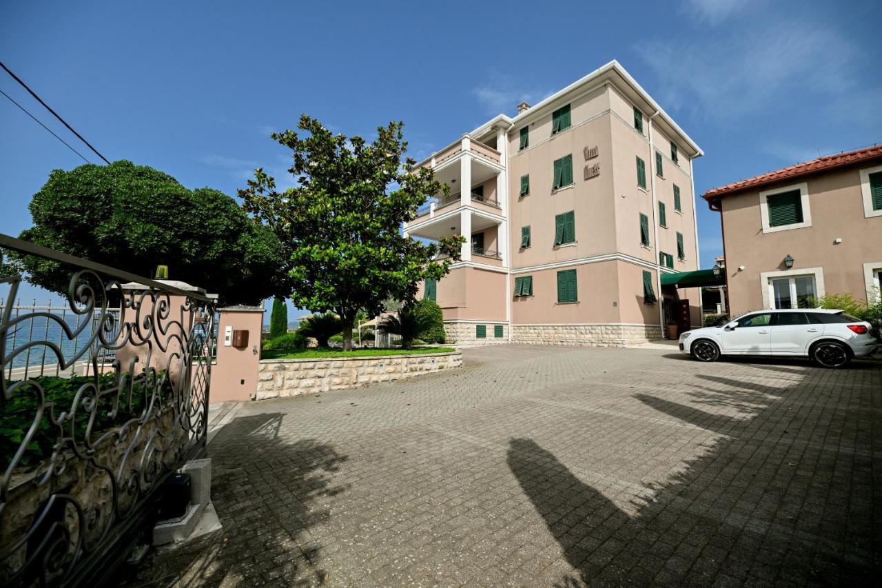 Villa Hresc I Zadar Exterior photo